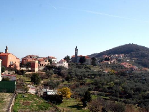 Bed & Breakfast L'Erica Finale Ligure Extérieur photo