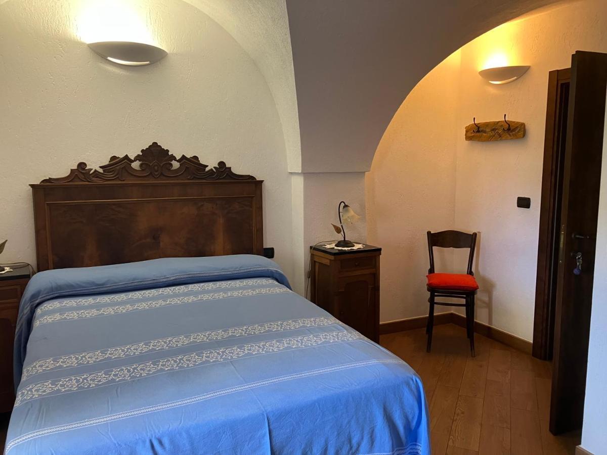 Bed & Breakfast L'Erica Finale Ligure Extérieur photo