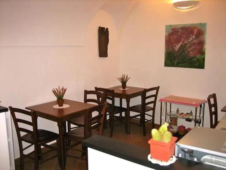 Bed & Breakfast L'Erica Finale Ligure Extérieur photo